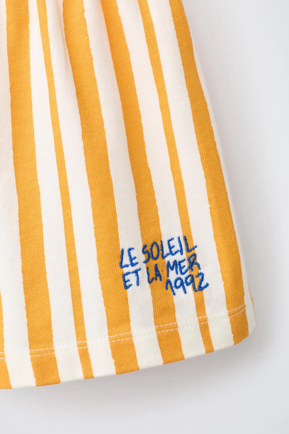 Полосатые бермудские шорты с вышитым текстом ZARA, Ochre — фото 4