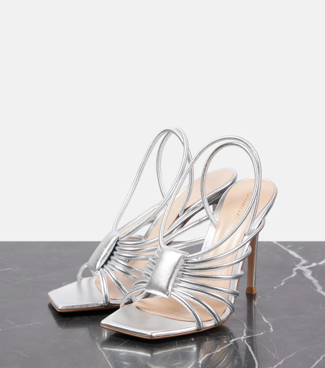 Сандалии Hellen 105 из металлизированной кожи Gianvito Rossi, серебряный — фото 4