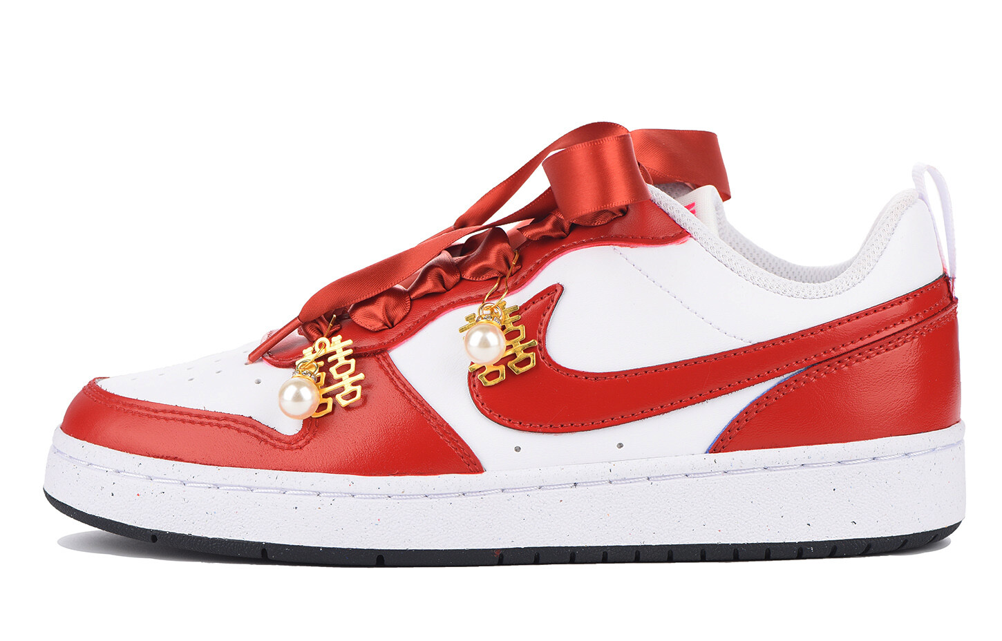 

Женские кроссовки для скейтбординга Nike Court Borough, Red