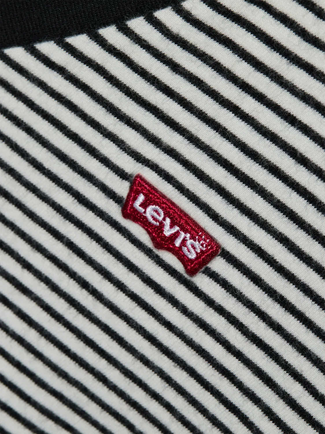 Женская футболка с цветочным принтом Levi's, Black/White — фото 3