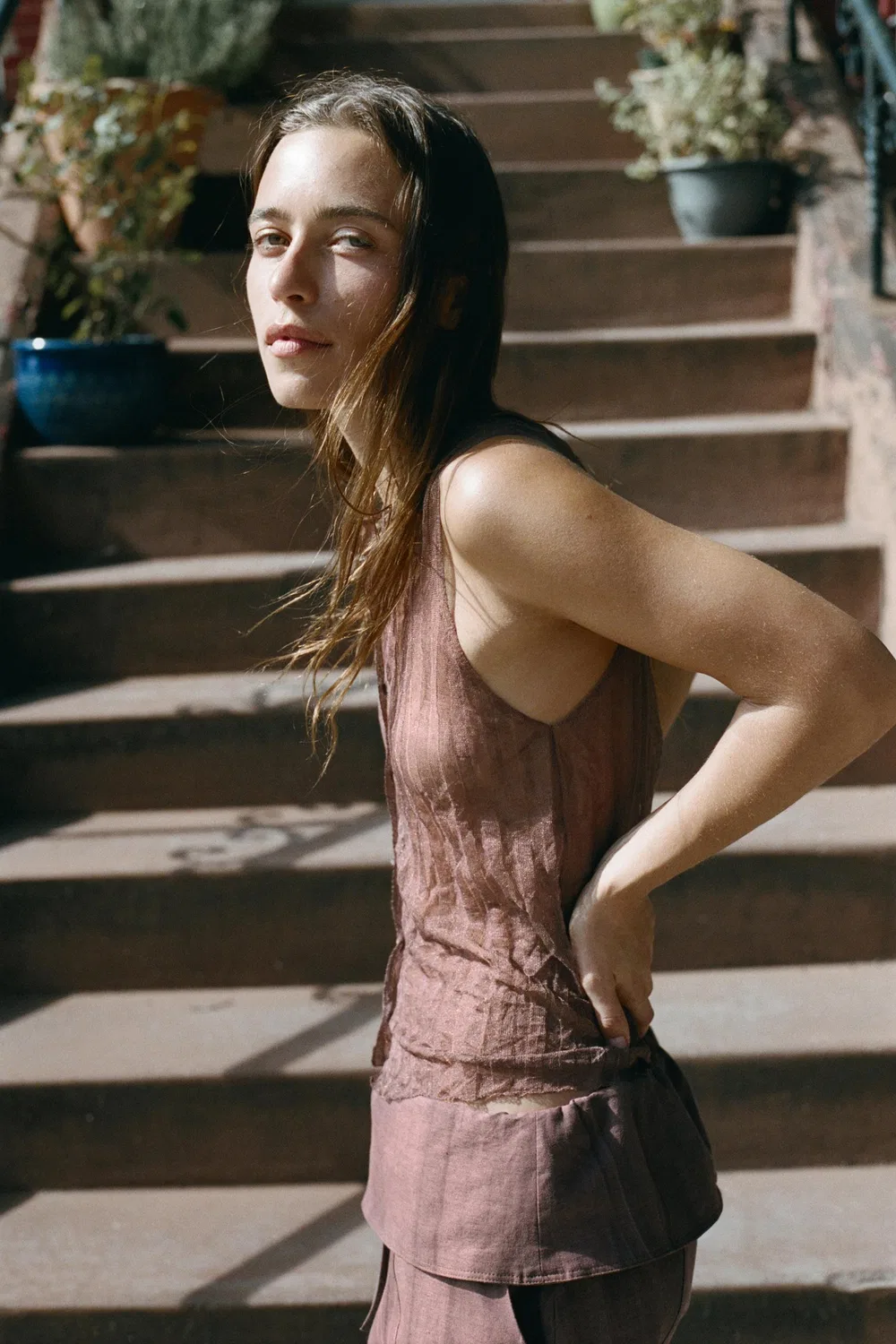 Топ CREASED-EFFECT BUTTON ZARA, Brown — фото 3