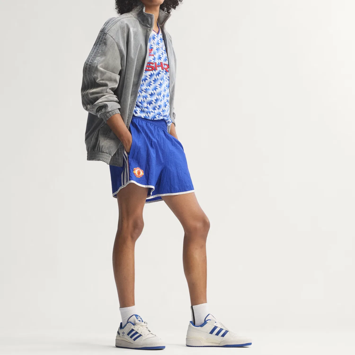 Мужские шорты для футбола Manchester United Adidas Originals, Bright Blue — фото 4
