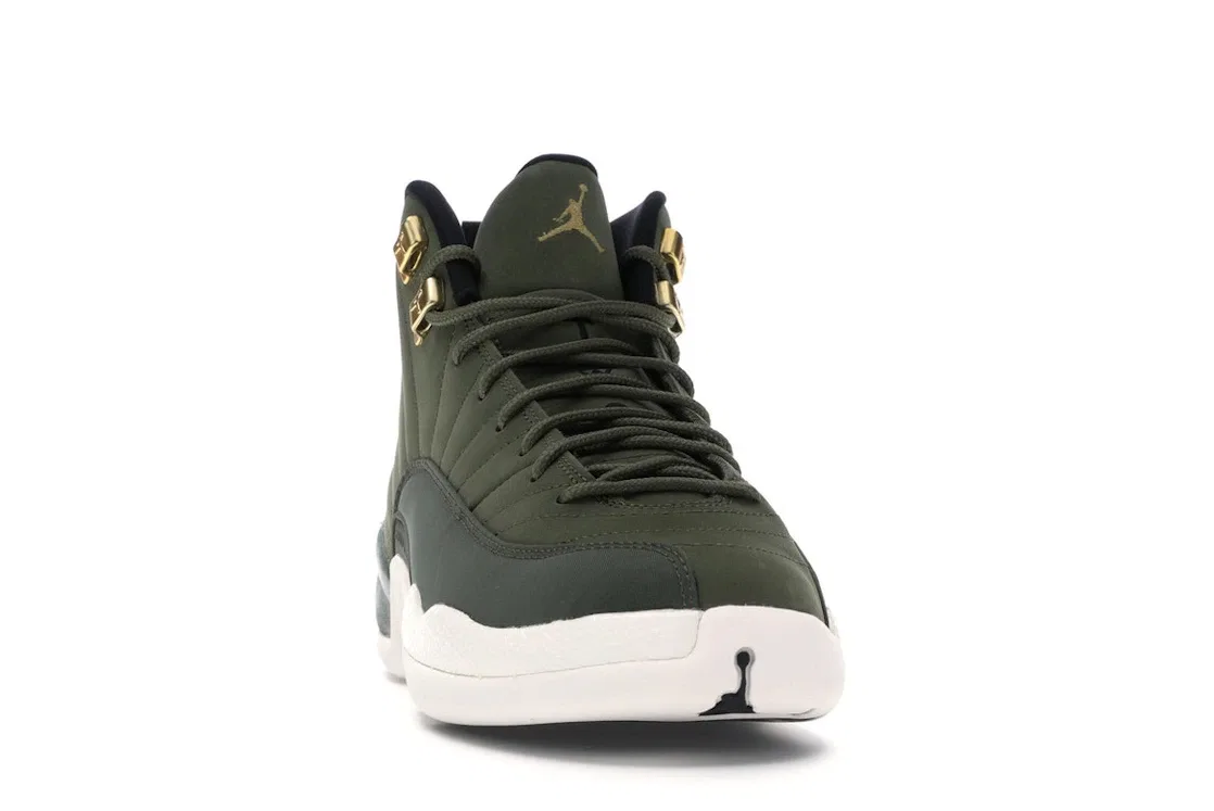 Детские кроссовки с высоким верхом Jordan 12 Retro Chris Paul Class Of 2003 Jordan, Olive Canvas/Black-Sail — фото 2
