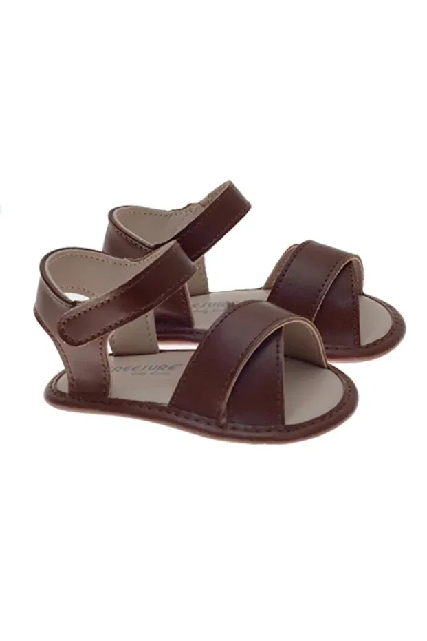 Детские сандалии-пинетки для девочек из экокожи Petite Freesure, Brown