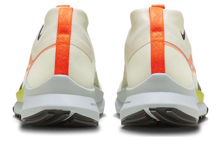 Кроссовки Nike Pegasus Trail 4 Gore-Tex, кремовый/оранжевый — фото 4