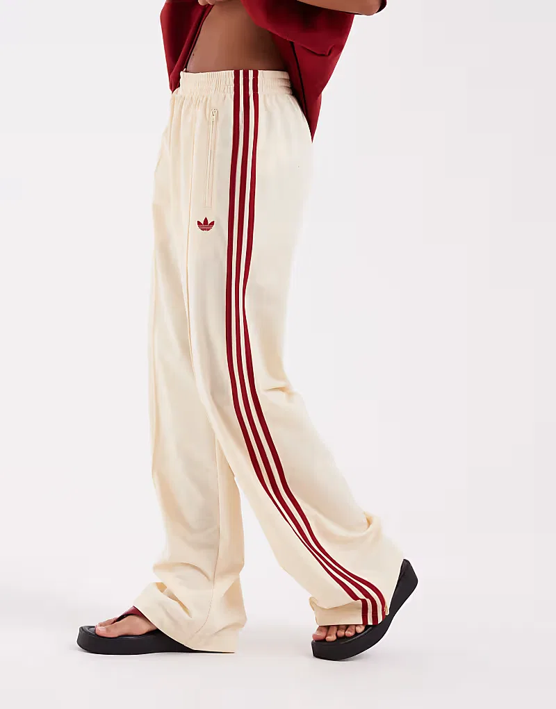 Спортивные брюки Adidas Originals Firebird свободного кроя, кремовый и, красный