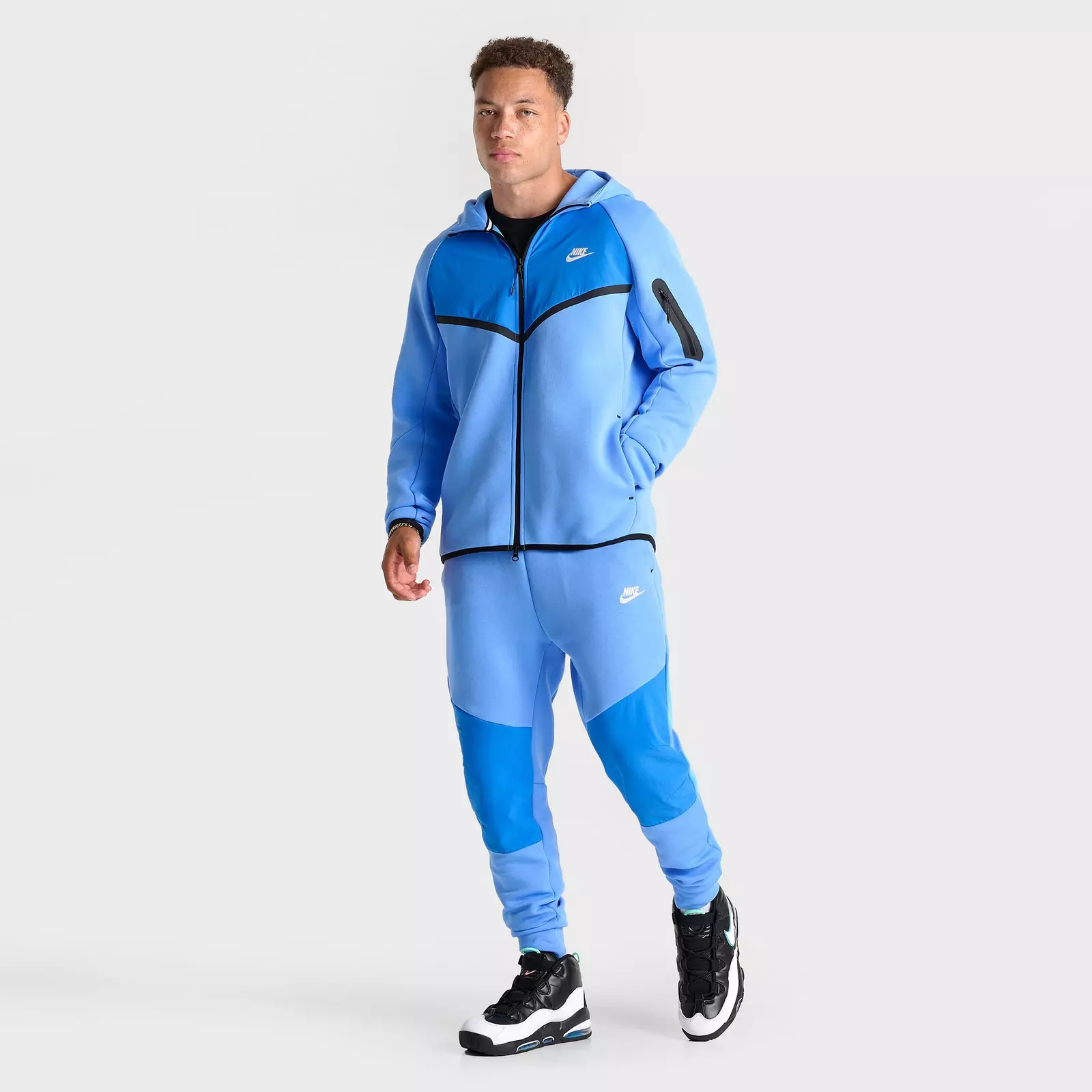 

Куртка Men's Nike Tech Fleece Windrunner Full-Zip, синий