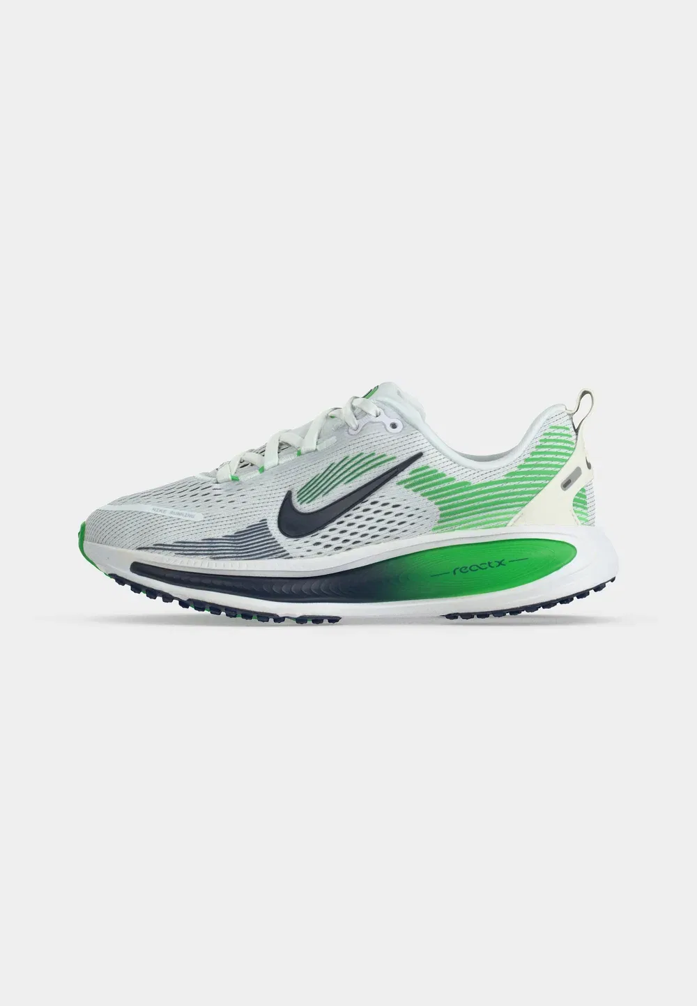 Vomero 18 унисекс - кроссовки для бега по улицам Nike Performance, White/Midnight Navy/Green Spark — фото 2