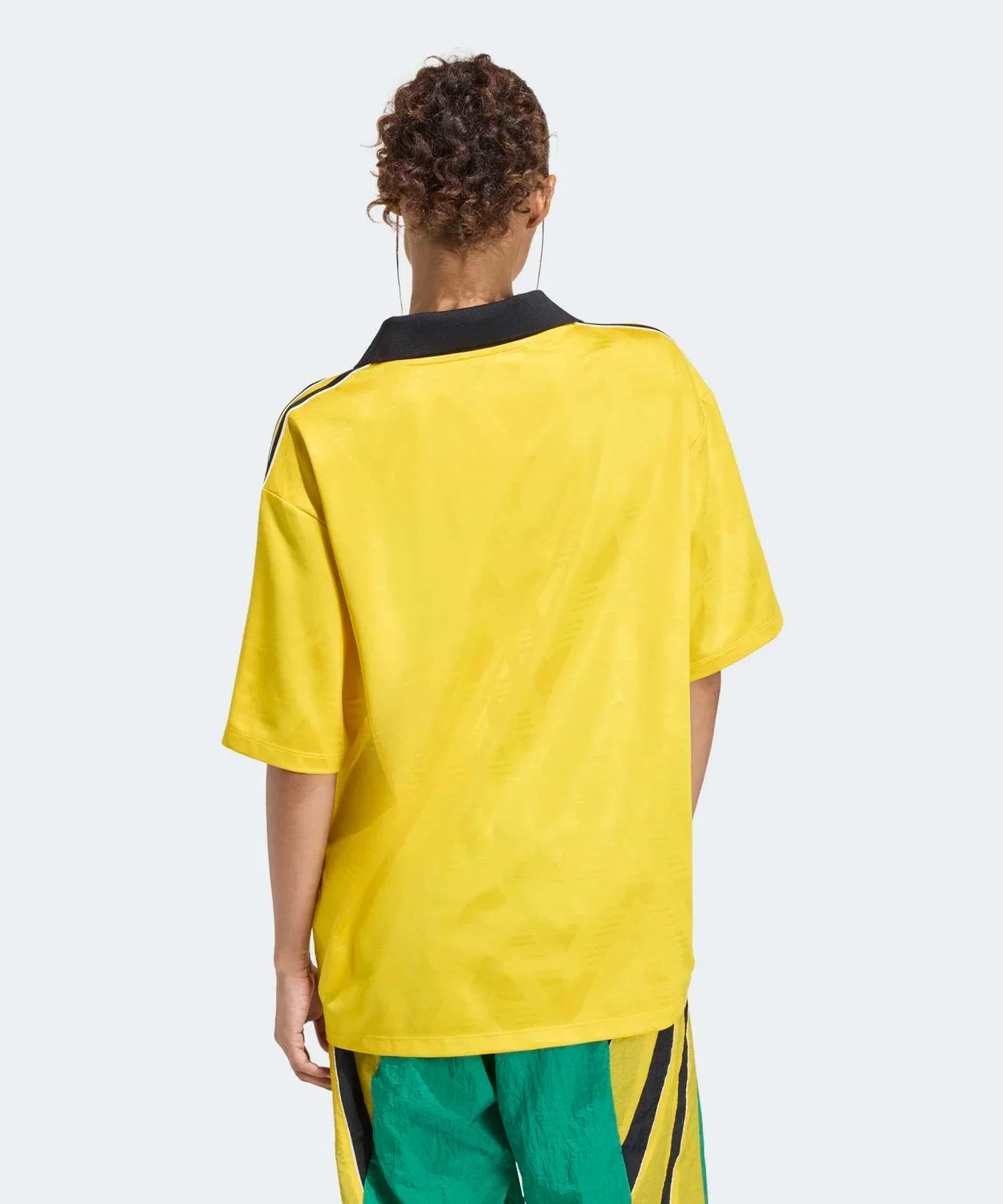 Женская футболка-джерси оверсайз с V-образным вырезом Adidas Originals, Yellow — фото 2