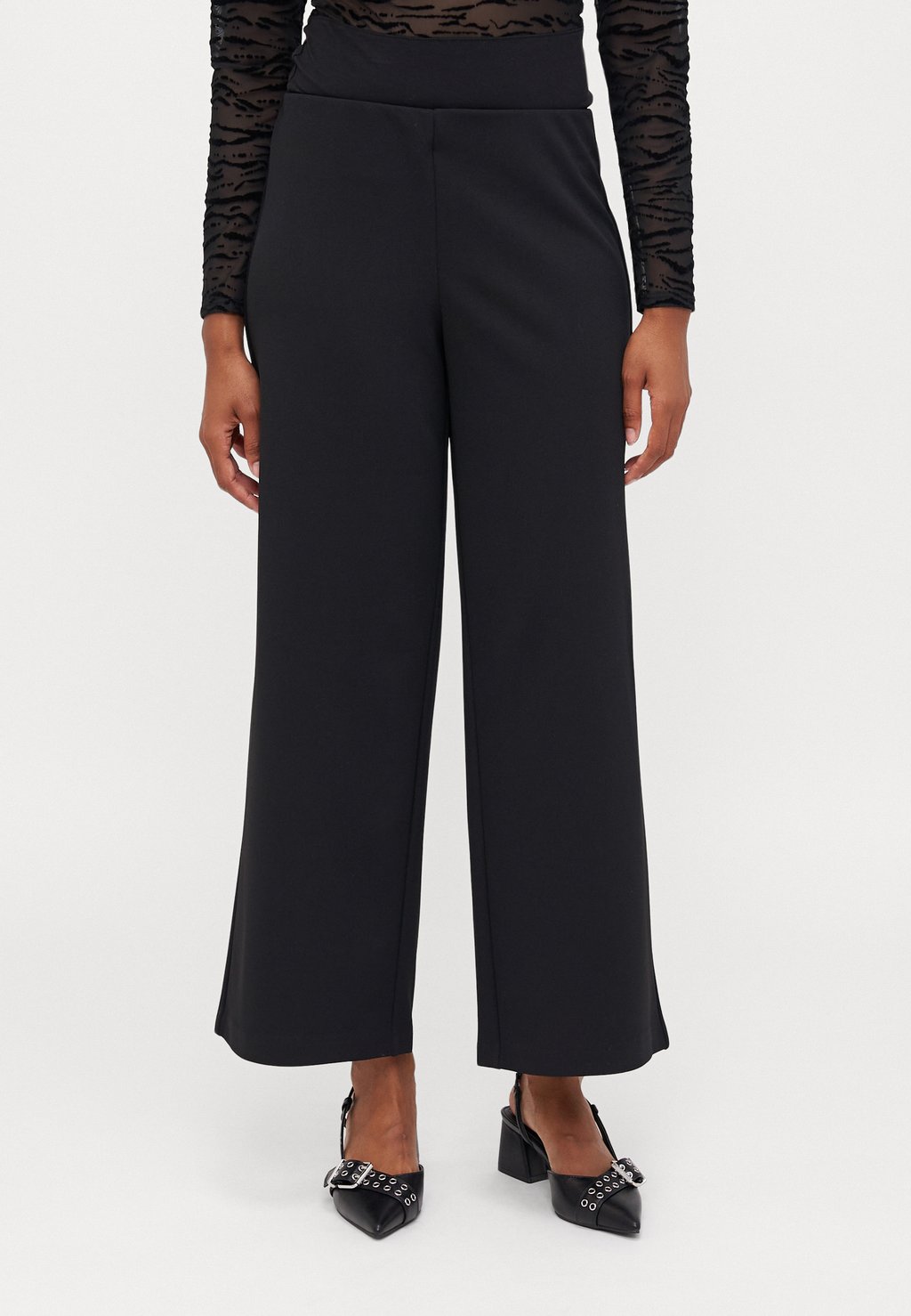 

Брюки VMBERLIN ZAMIRA WIDE Vero Moda Petite, черный
