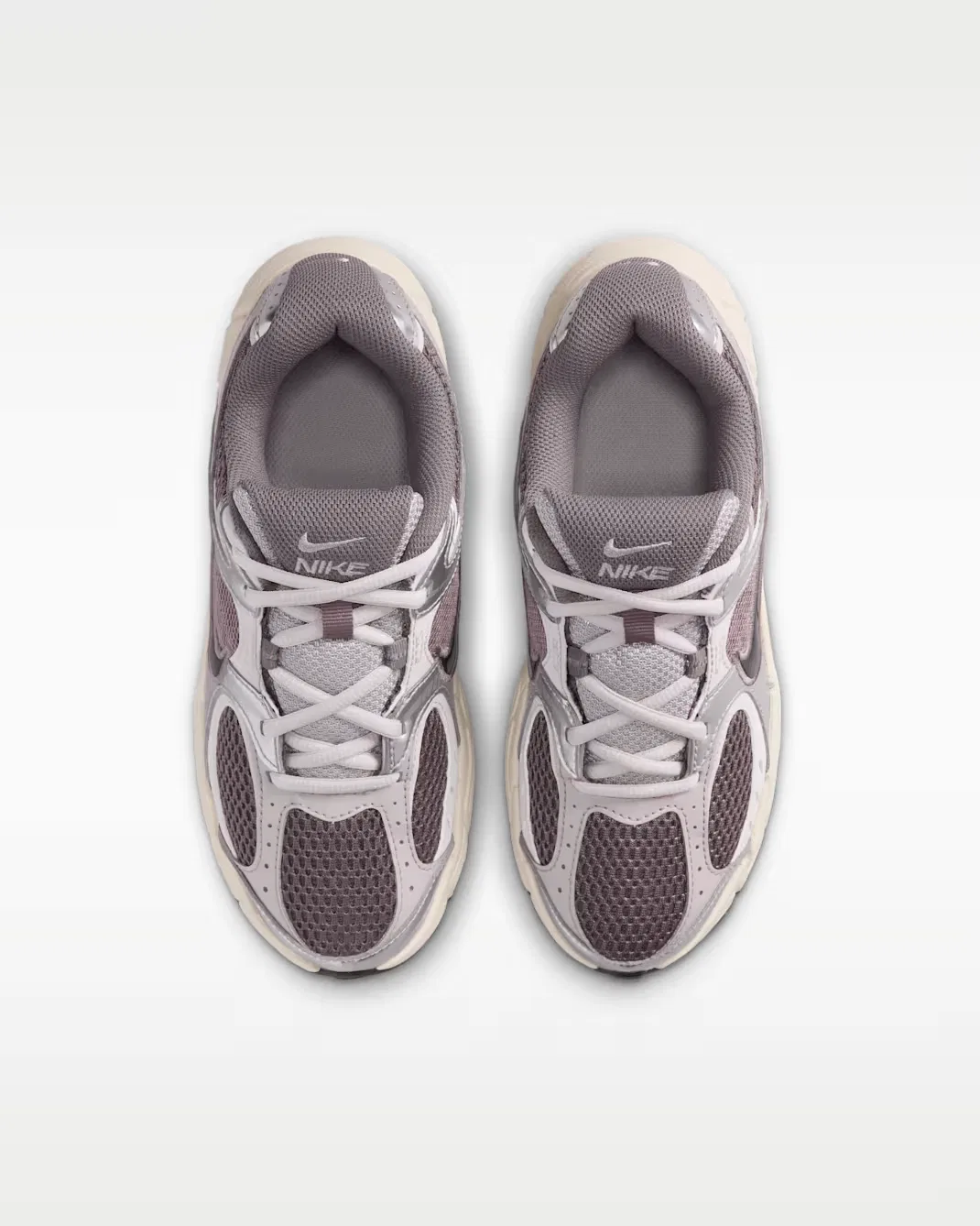 Кроссовки для детей постарше Nike V5 RNR, Cave Stone/College Grey/Vast Grey/Black — фото 4