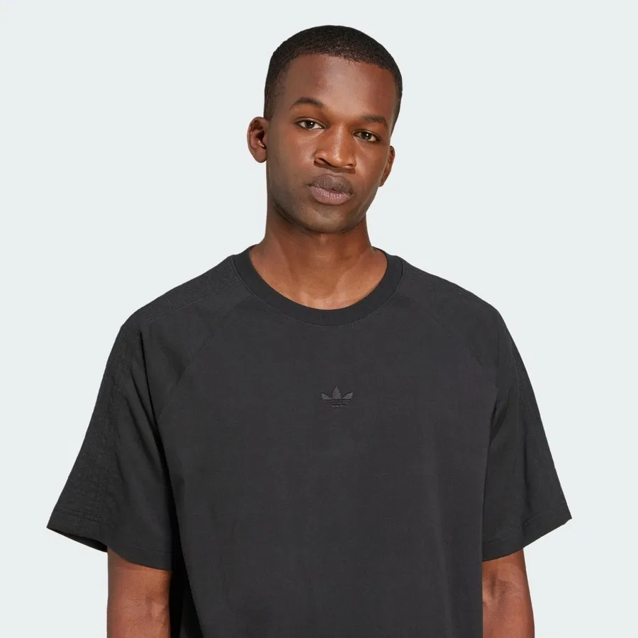 Футболка с длинным рукавом Premium Essentials Tee adidas, Черный — фото 4