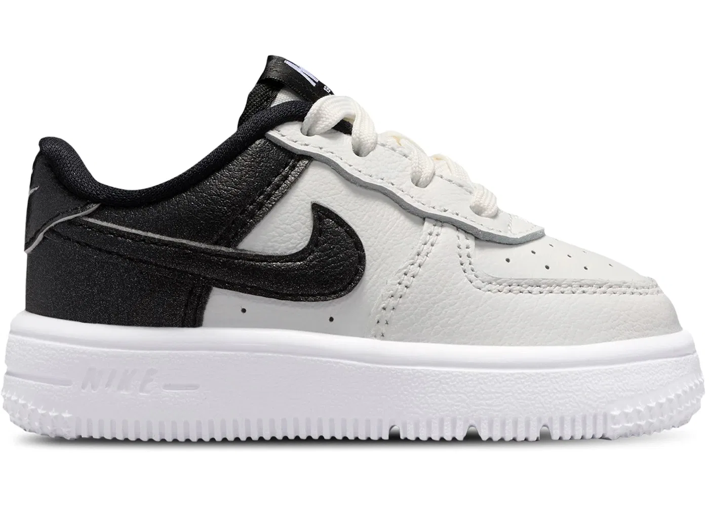 Детские кроссовки Lifestyle Nike Force 1 Low LV8 5, Summit White/White/Metallic Silver/Black