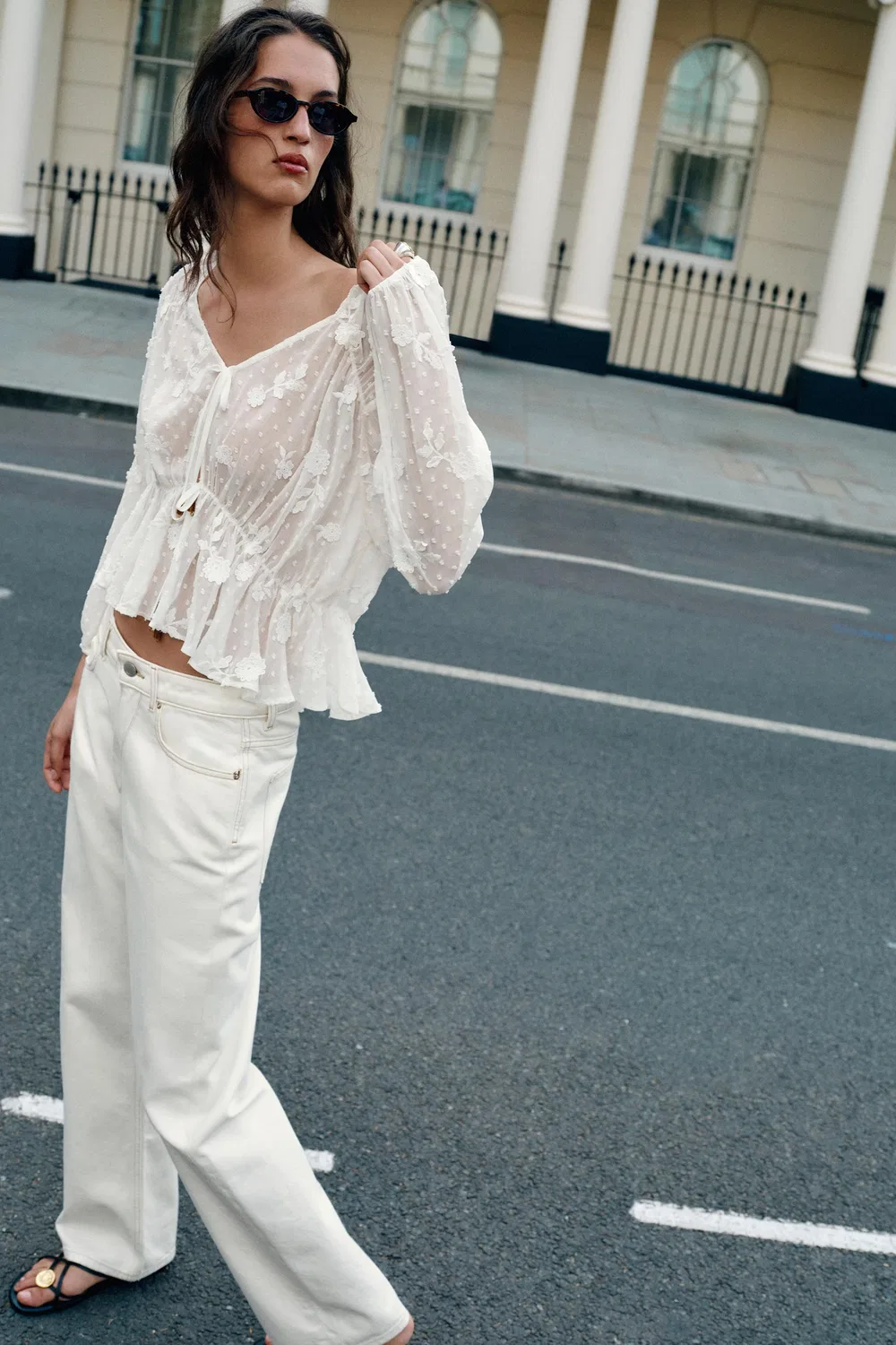Блузка с вышивкой из сетчатой ткани в горошек ZARA, White