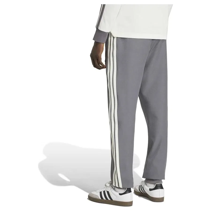 Спортивные брюки с завязкой Mercedes-AMG Petronas Formula 1 Team Silver Arrows Icon Track Pant Men adidas, Серый — фото 3