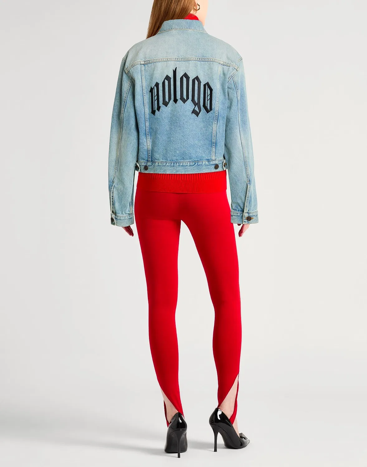 Женская джинсовая куртка-тракер с вышивкой Balenciaga, синий — фото 3