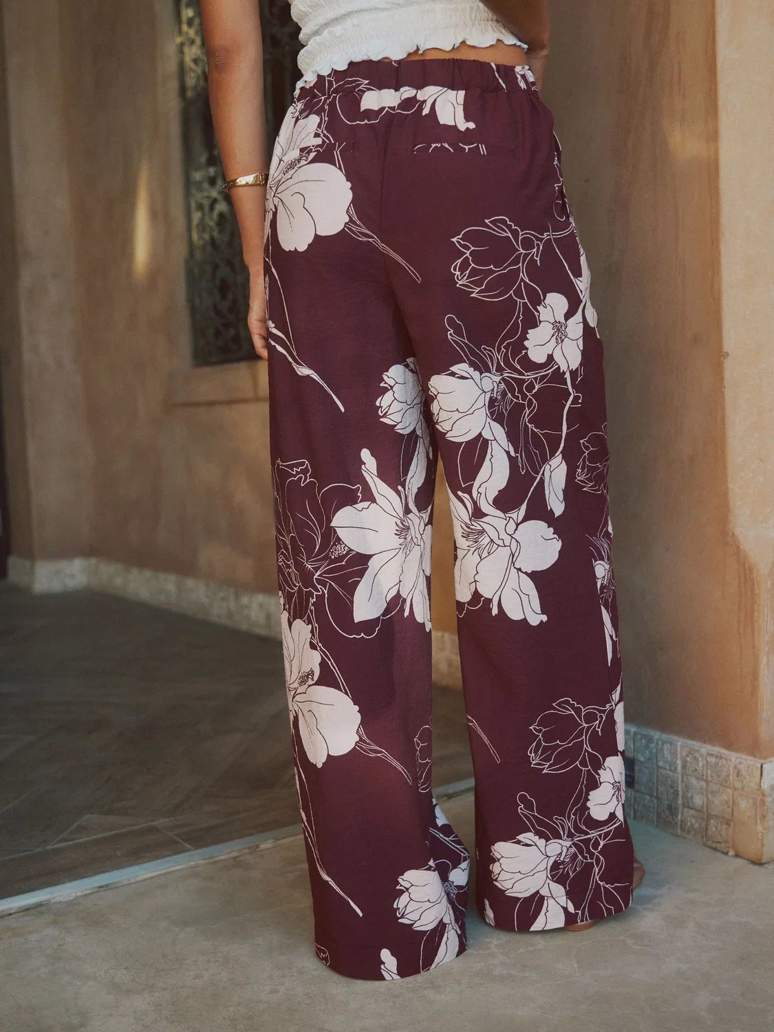 Широкие брюки с цветочным принтом Next, Burgundy Red/Cream Floral — фото 4