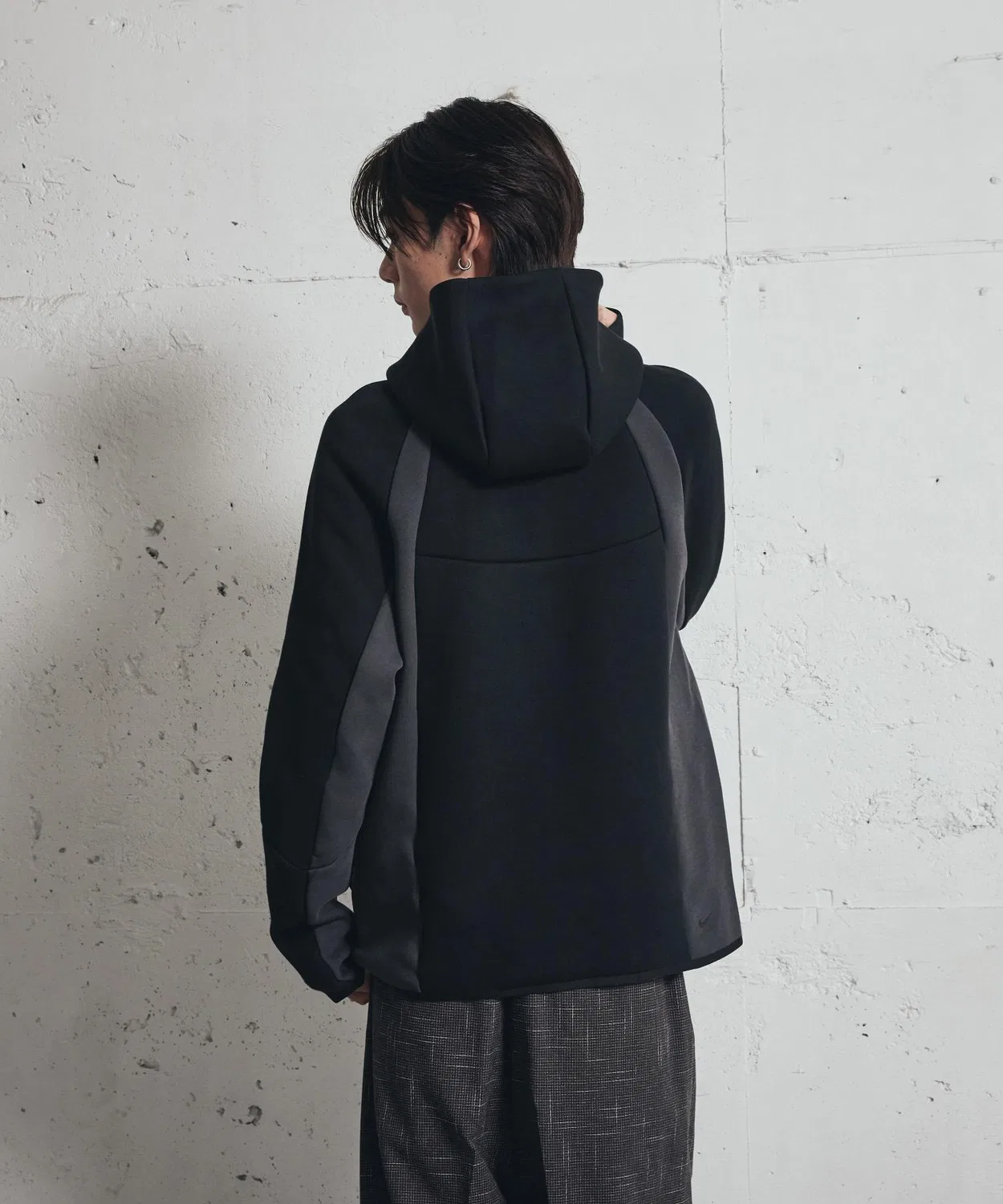 Мужская куртка-ветровка с длинным рукавомNike Tech, Black — фото 3