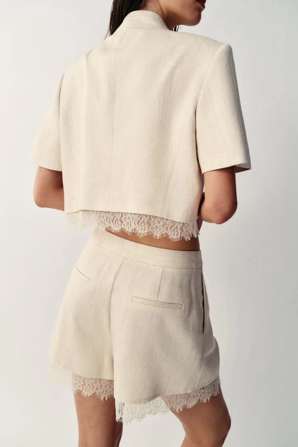 Укороченный блейзер с кружевной отделкой ZARA, Light beige — фото 4