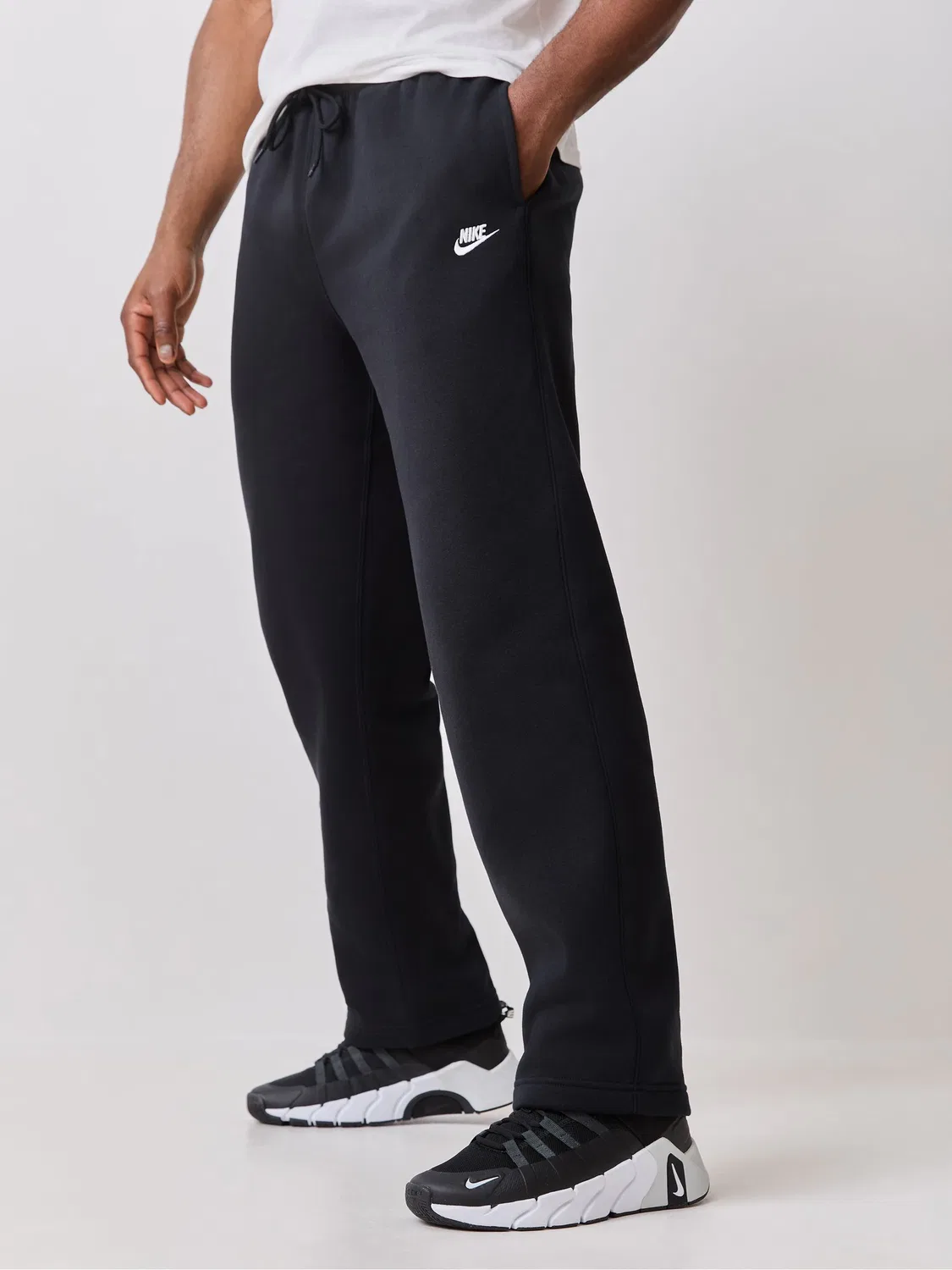Черные флисовые широкие джоггеры Nike Club