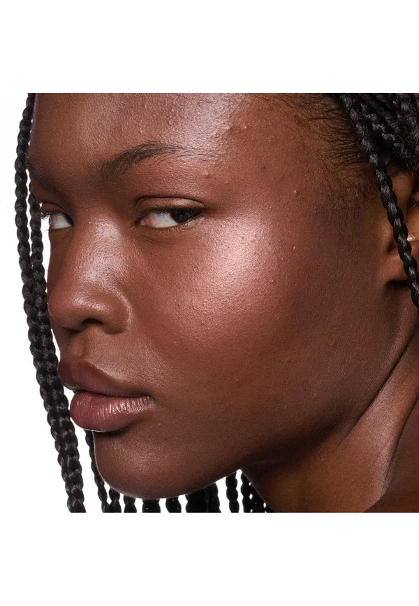 Румяна пудровые Skinfinish Colourstruck Mac, Peachy Keen 4.5 г, цвет peachy keen — фото 4