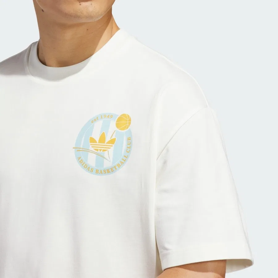 Футболка с принтом Originals Basketball Crest Tee adidas, Бело-синий — фото 4