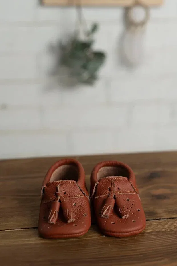 Детские туфли для новорожденных с кисточками Olivo Mini, Brown — фото 3