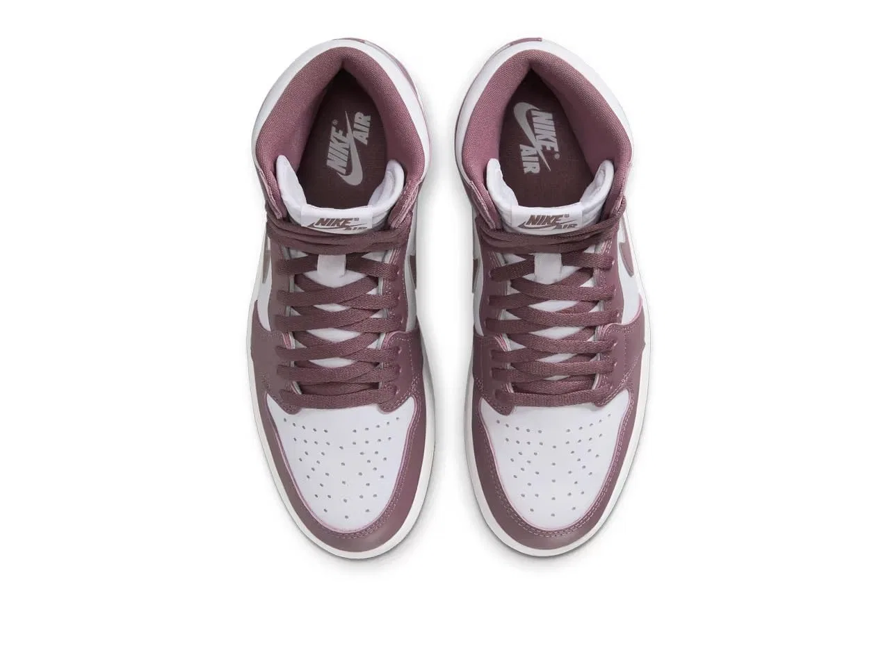 Детские кроссовки для мальчиков с высоким берцем Air Jordan 1 Retro High OG Jordan, Igloo — фото 4