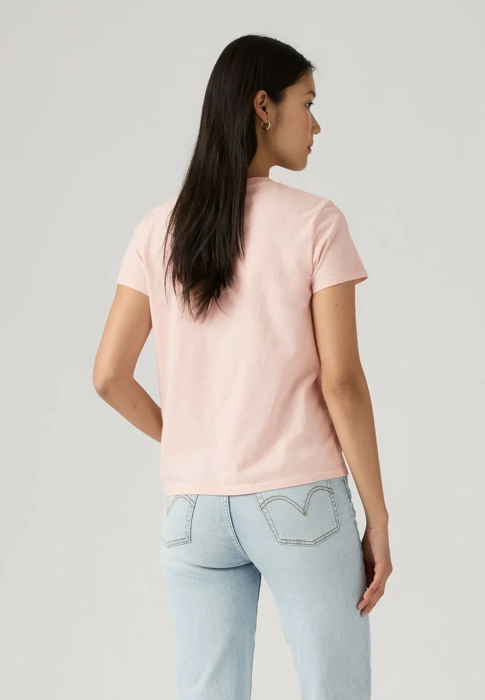Идеальная футболка - футболка с принтом Levi'S, Core Sportswear Logo - Pinks — фото 2