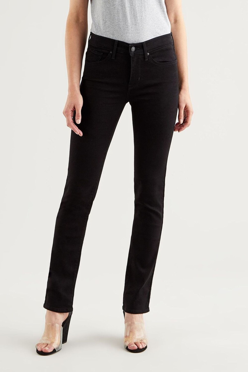 

Моделирование узких джинсов 312 Levi's, черный
