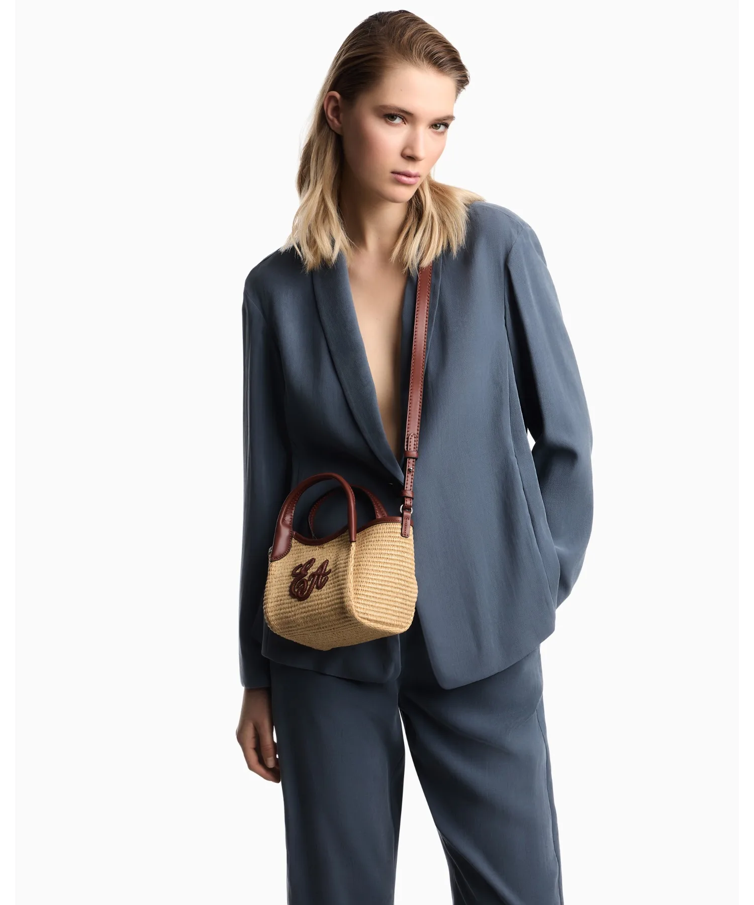 Женский пиджак однобортный из вельвета Emporio Armani EW003341/AF20502 темно-синий