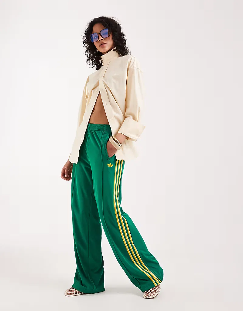 Свободные спортивные брюки Adidas Originals Firebird зелено-желтый