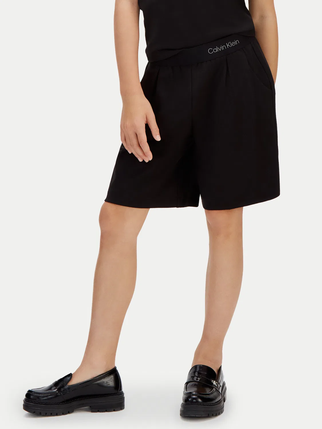 Шорты из ткани свободного кроя для девочки Punto Milano Calvin Klein, черный