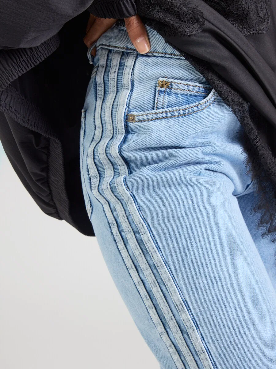 Джинсы ADIDAS ORIGINALS Regular Jeans 'FB' синего цвета — фото 2