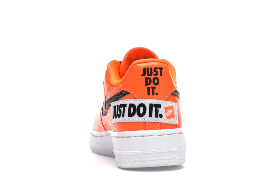 Детские кроссовки Lifestyle с длинным шнурком Nike Air Force 1 Low, White/Total Orange-Black — фото 4