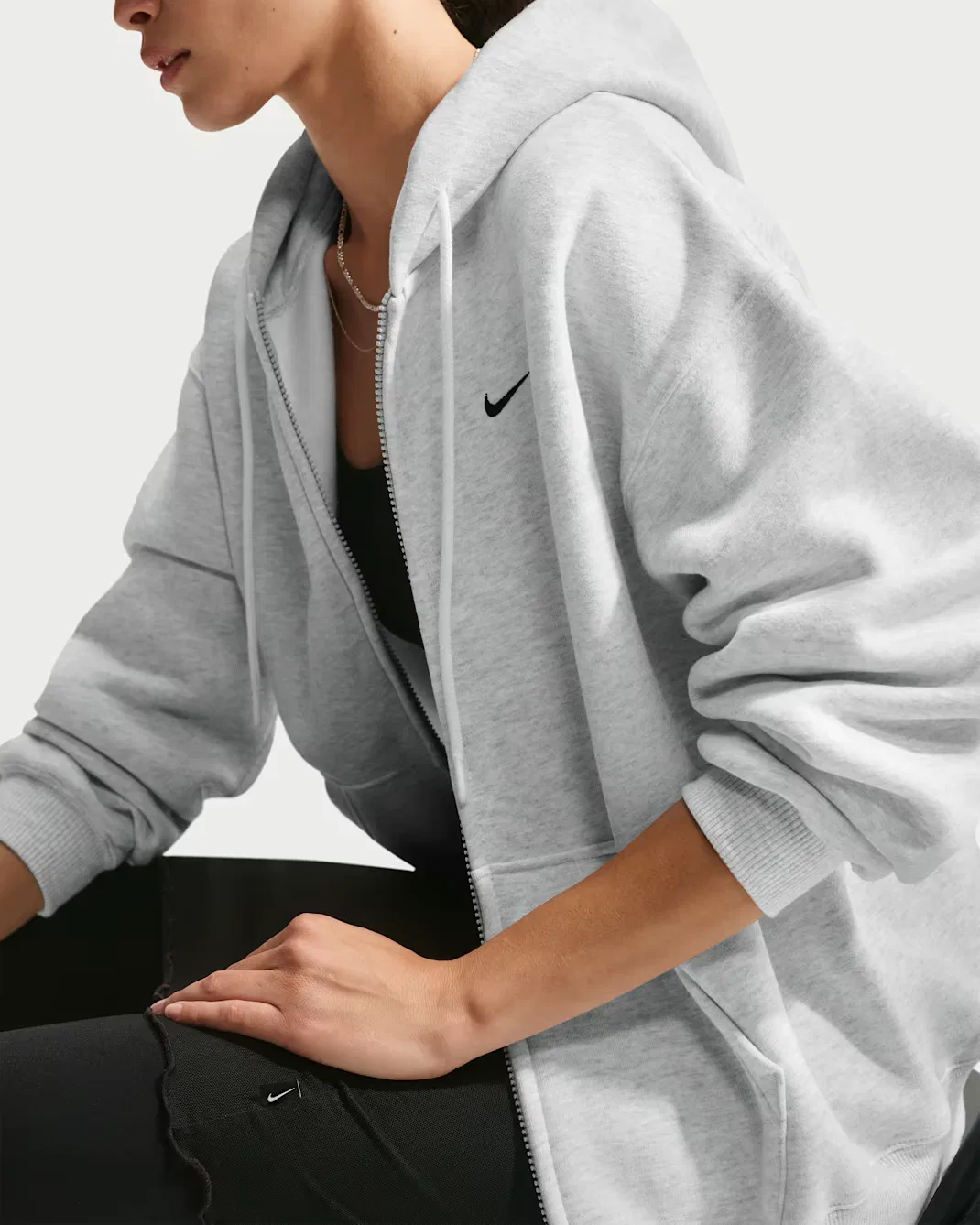 Женская толстовка оверсайз на молнии Nike Studio Fleece Medium Weight, Birch Heather/Black — фото 3