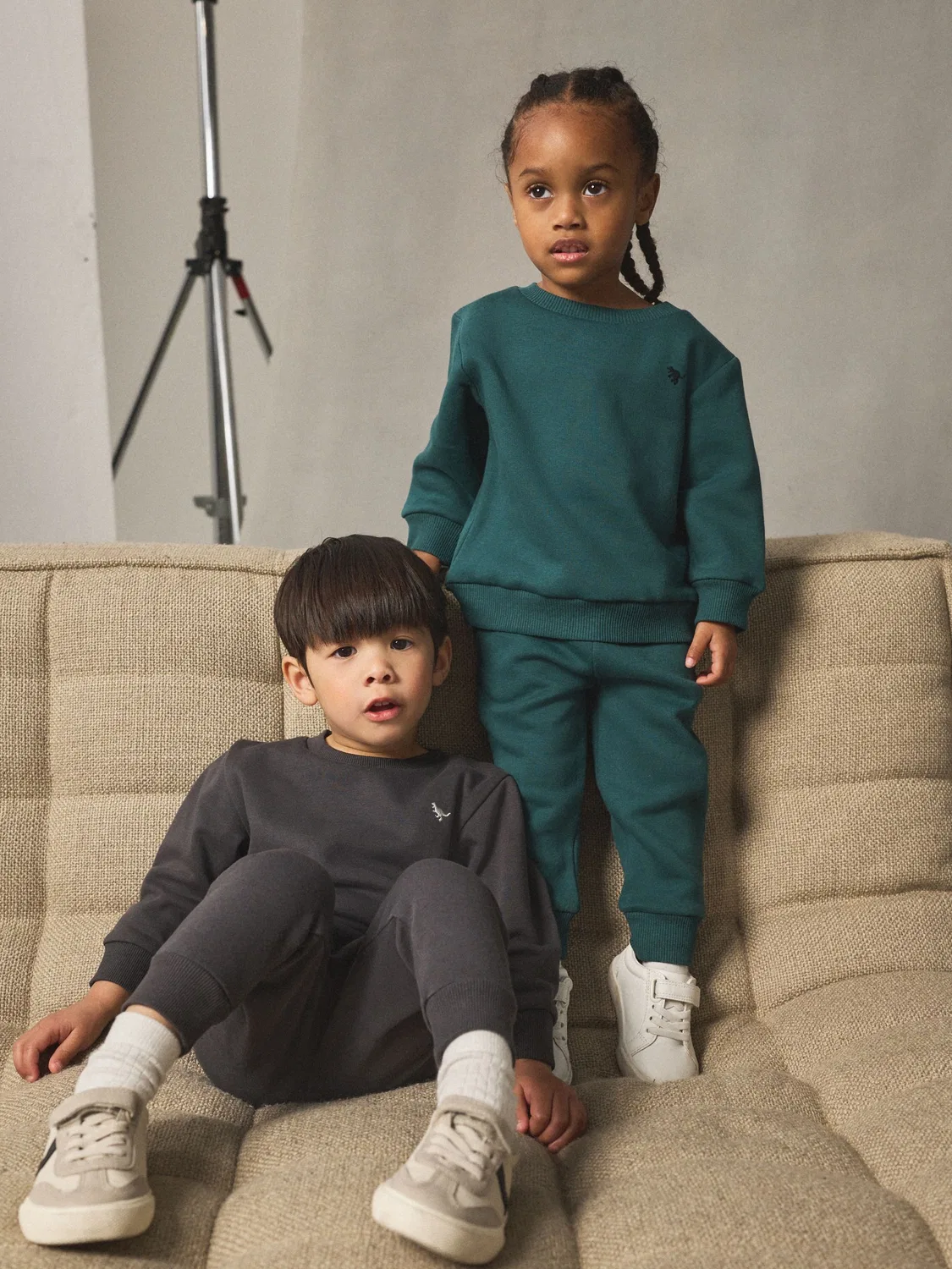 Комплект из свитшота и джоггеров, 2 шт, Charcoal Grey/Green Next