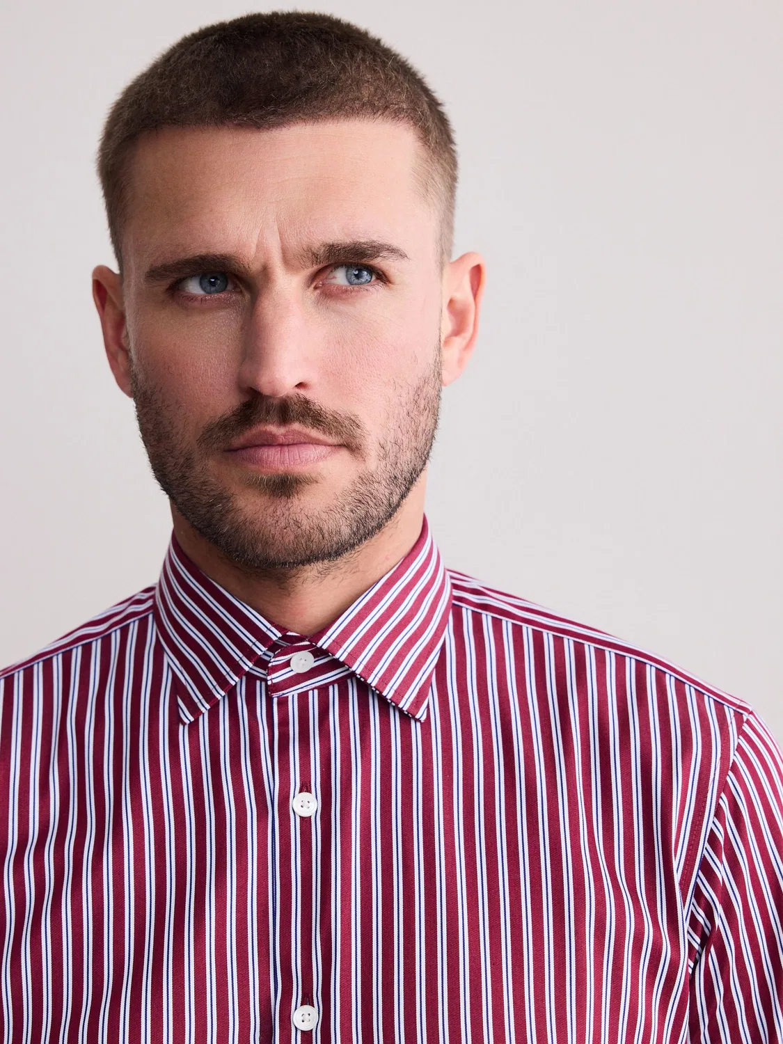 Рубашка с узором в полоску, Slim Fit Next, бордово-красная — фото 4