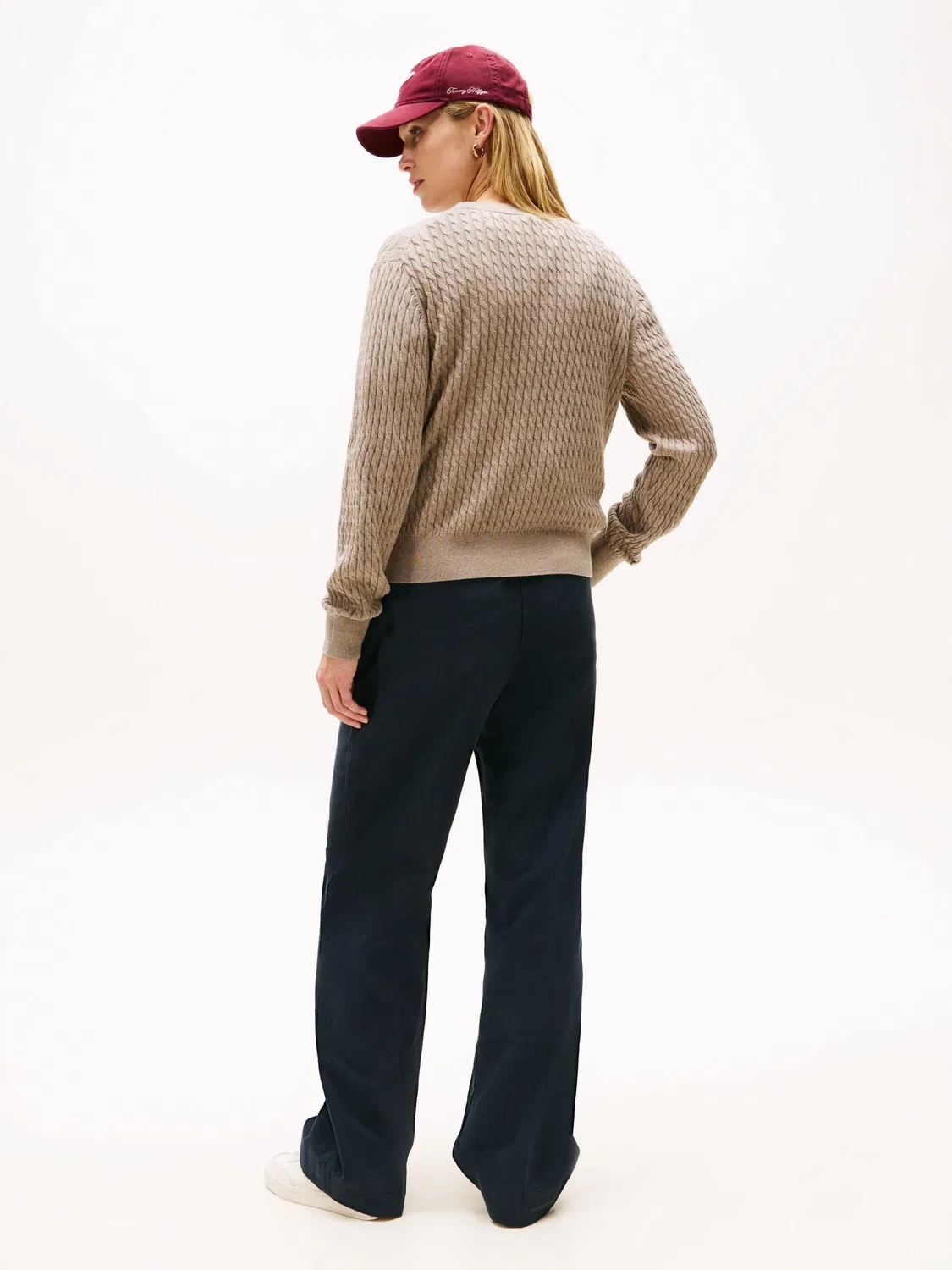 Джемпер с кабельным узором, модель Fine Cable Knit Tommy Hilfiger, натуральный — фото 2