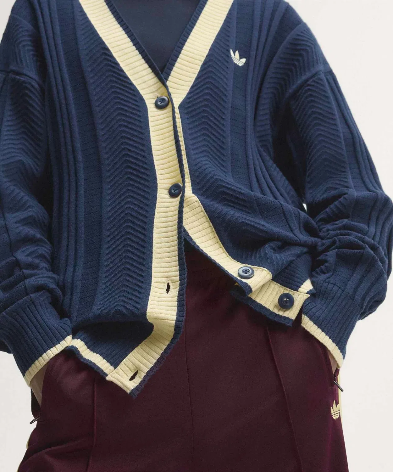 Женский кардиган свободного кроя с V-образным вырезом Adidas Originals, Blue — фото 2