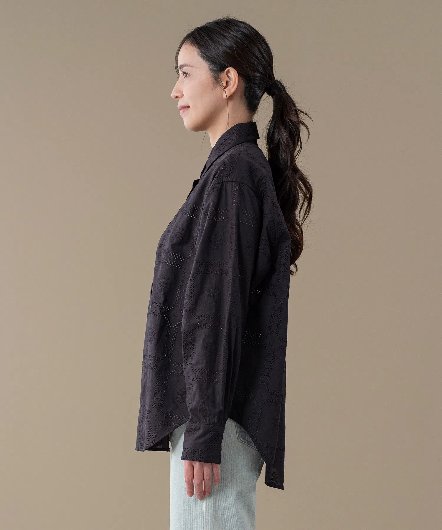 Женская рубашка Levi's оверсайз хлопковая чёрная — фото 2