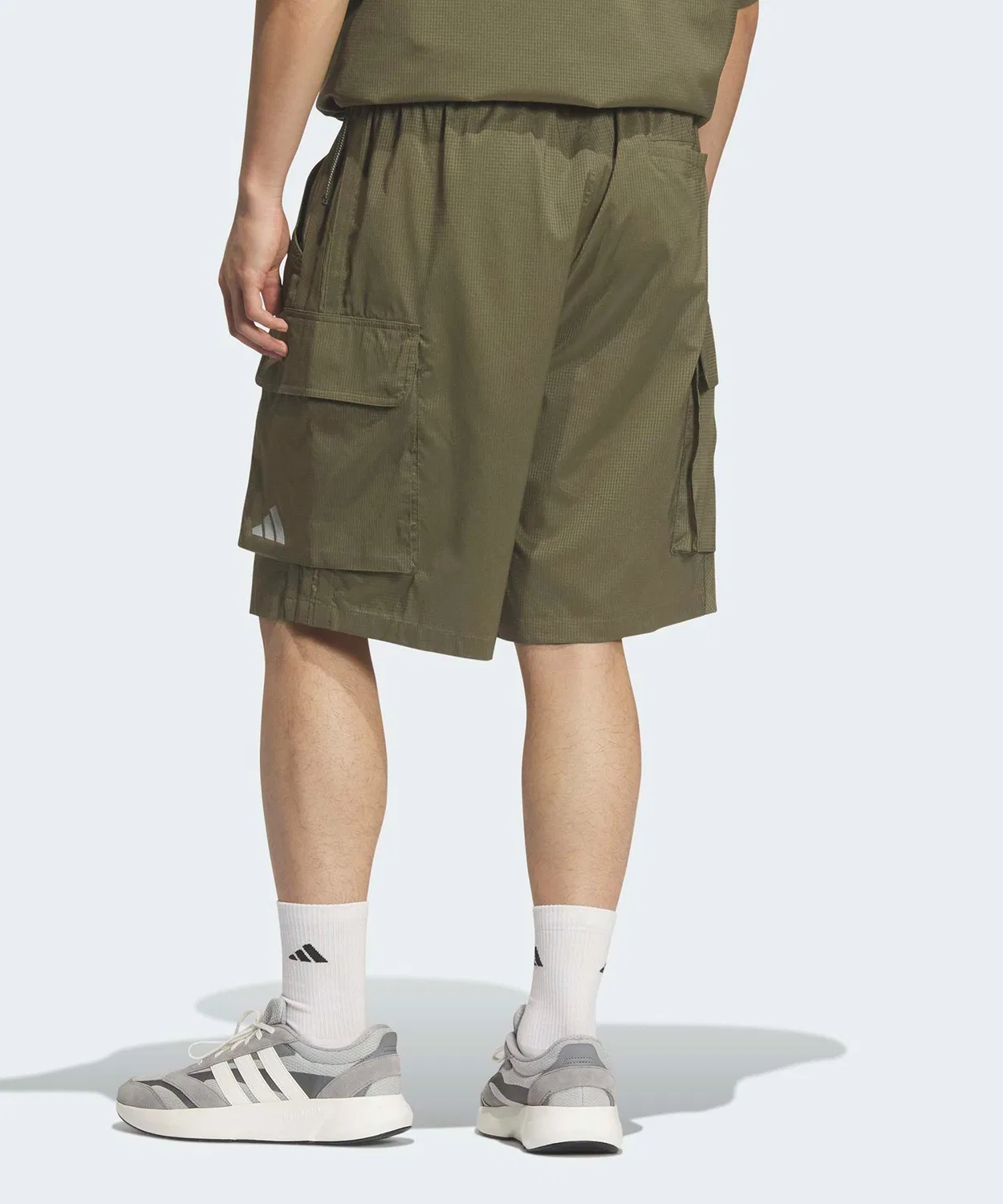 Мужские шорты-карго свободного кроя из рипстопа Adidas, Khaki — фото 2