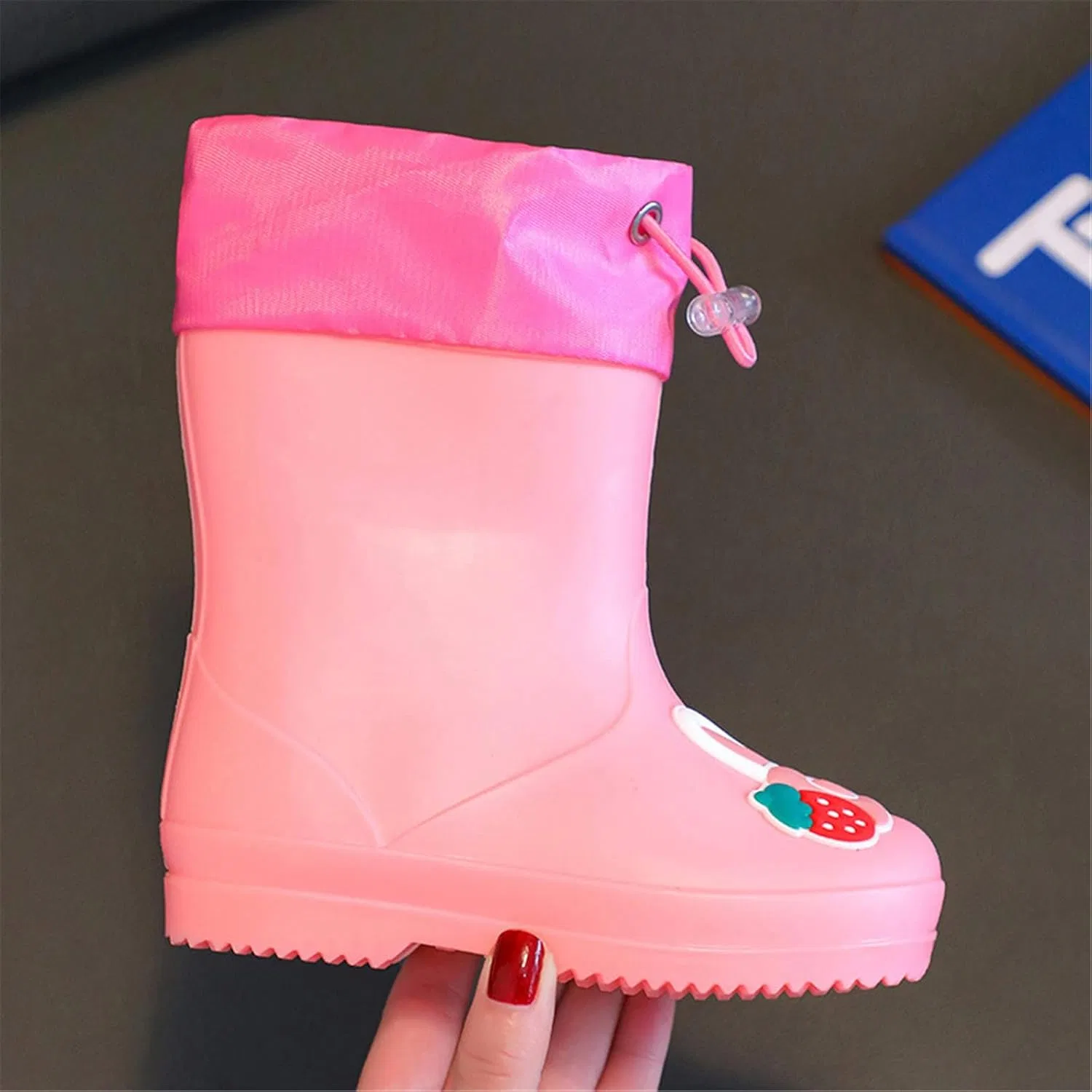 Детские резиновые сапоги для девочек с принтом кролика, Pink — фото 3