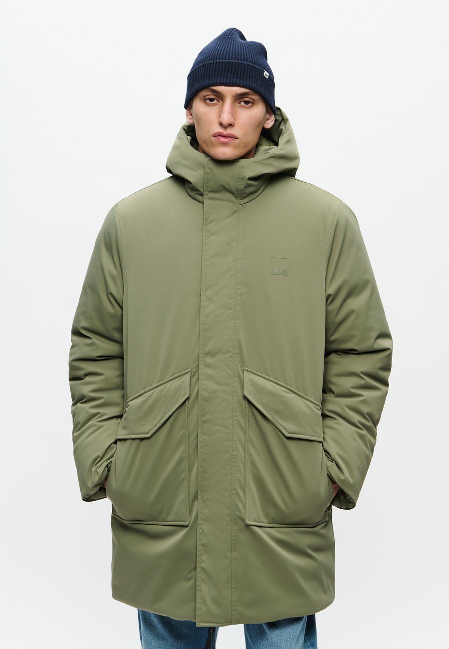 

Пальто WOOD WOOD WWHANES PARKA COAT 25256, Deep Lichen Green/Dark Green