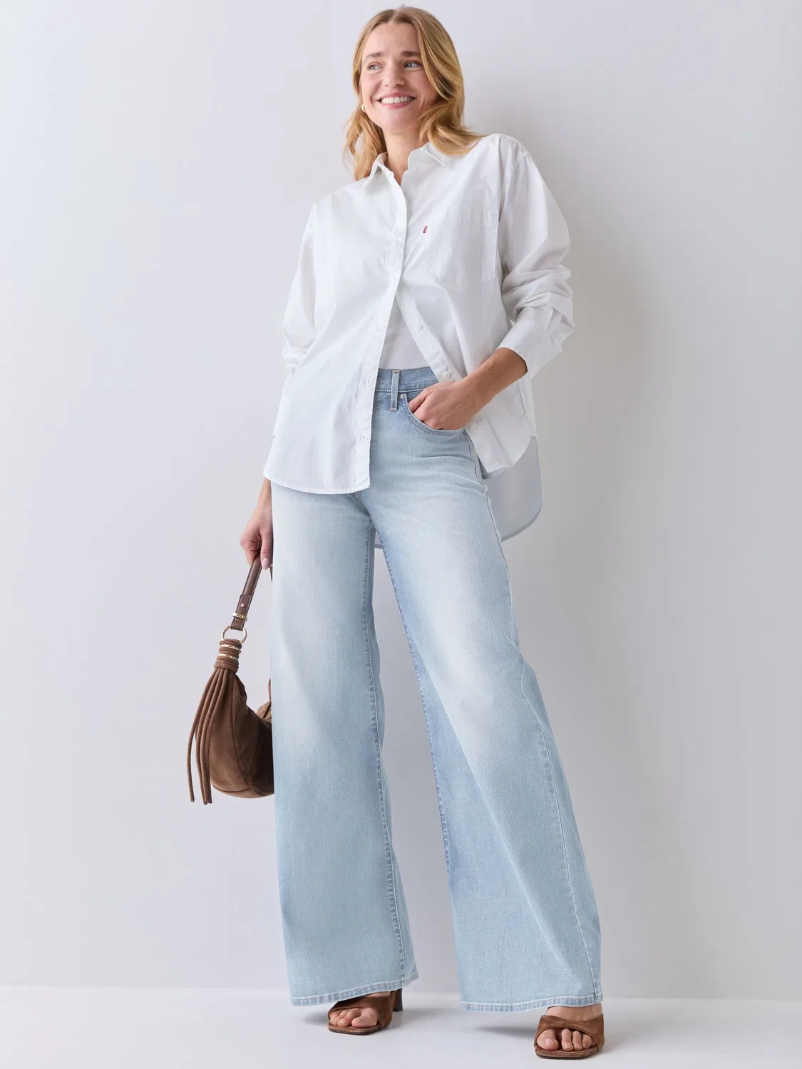 Джинсы Levi's 318 Shaping Wide Leg, Glass Of Water Blue