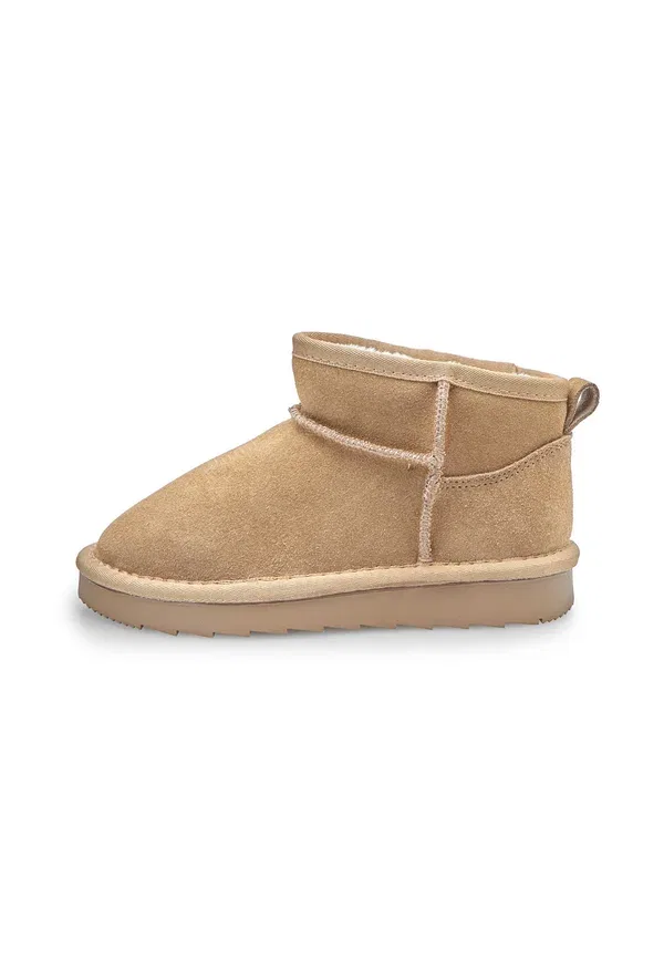 Зимние ботинки Bata, цвет tan