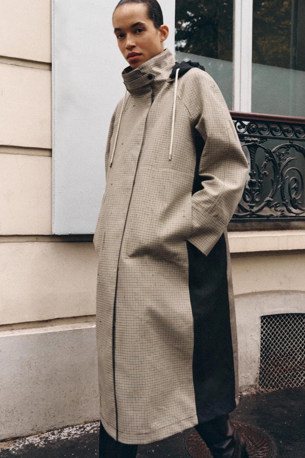 Тренч Zara длинный в клетку, коричневый/белый