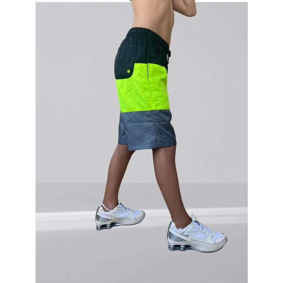 Спортивные шорты для мальчика с принтом Nike Sportswear, Зеленый — фото 2