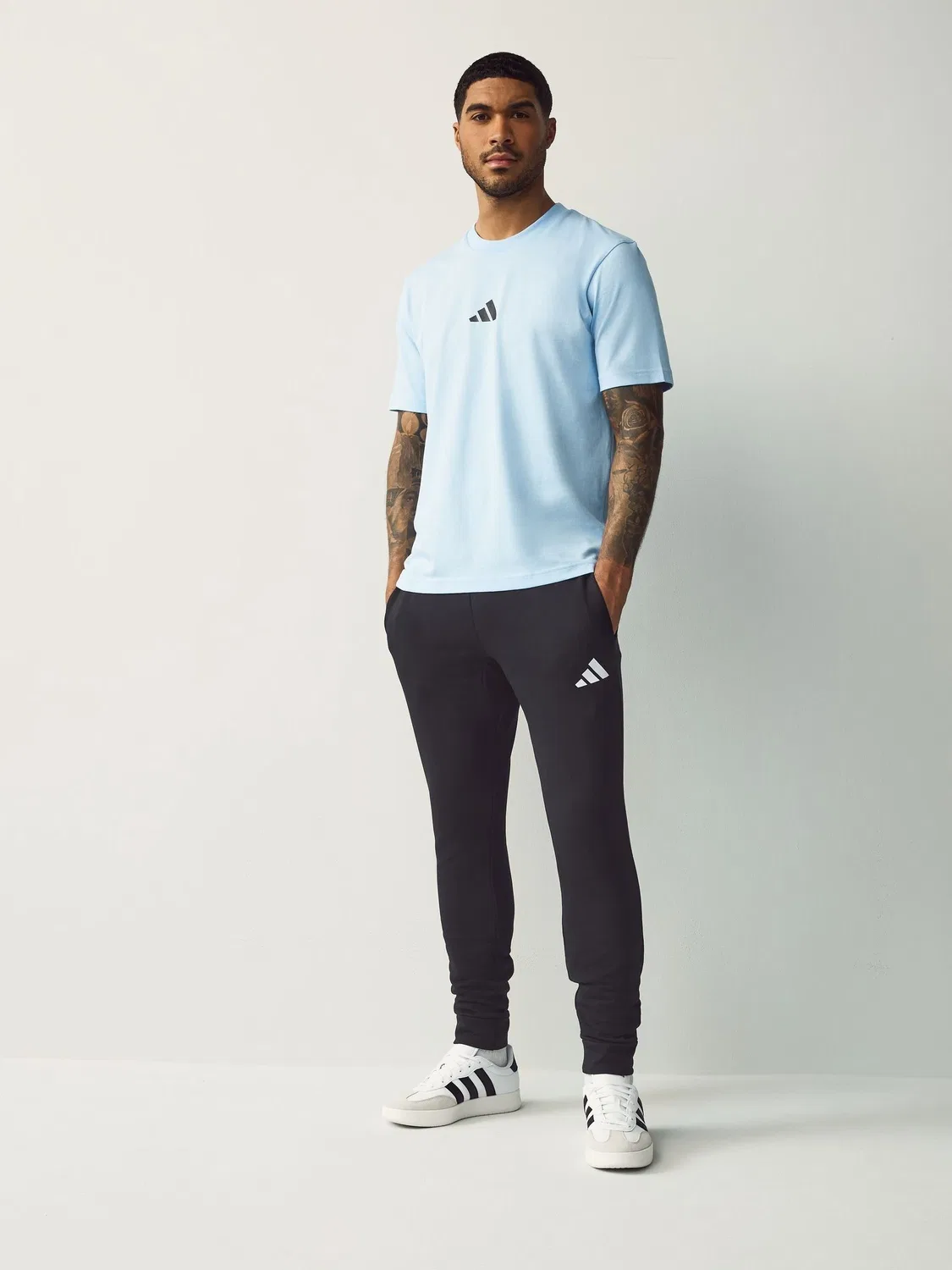 Джоггеры флисовые Essentials Feelcozy adidas, черный — фото 2