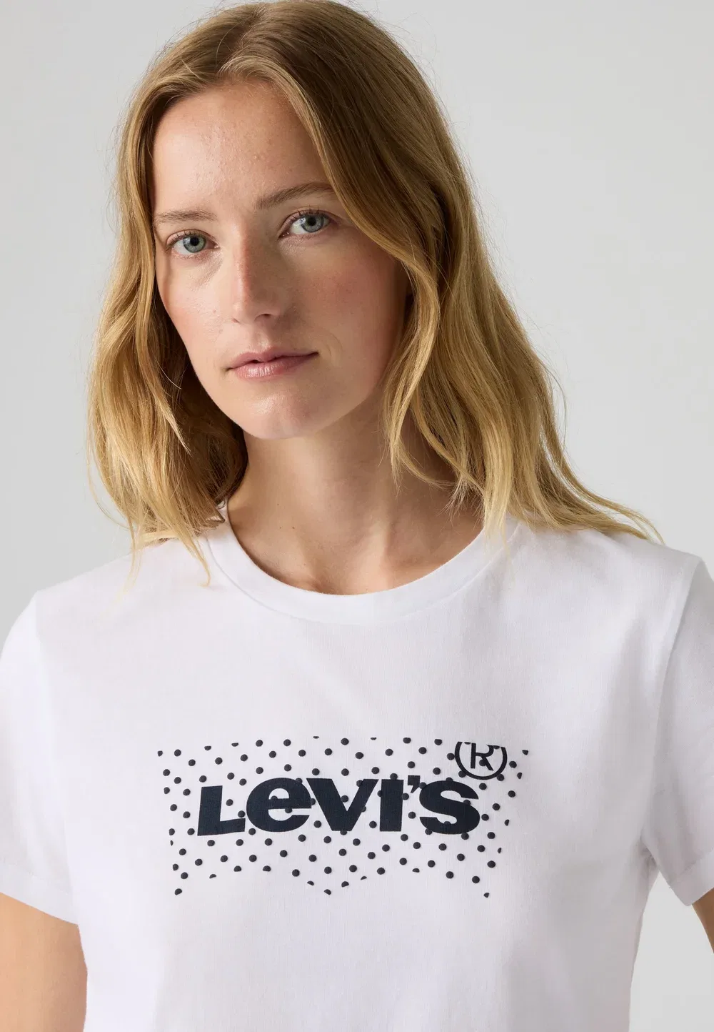 Идеальная футболка - футболка с принтом Levi'S, Inga Dot Bw Fill Bright White — фото 4